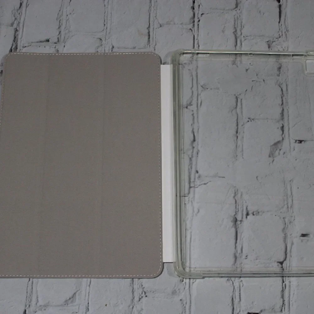 ‎iPad 7th/8th Generation Full Body Protection TriFold Case LION 10.2